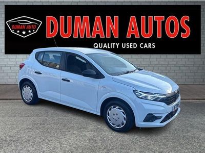 Used Dacia Sandero Essentiel 65 HP (47 kW) 2021 White Hatchback