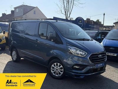 Used Ford Transit Custom Limited 130 HP (95 kW) 2018 Blue Van
