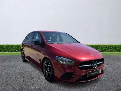 Used Mercedes B200 Executive 2022 Red Hatchback