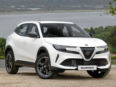 New Alfa Romeo GT Junior 136 HP (100 kW) 2025 Solid  sempione white Hatchback