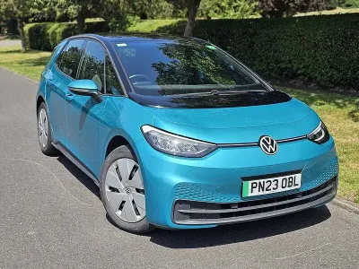Used VW ID.3 Pro 106 kW (145 HP) 2023 Turquoise Hatchback