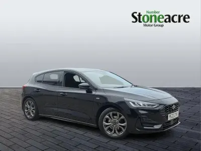 Used Ford Focus ST-Line 155 HP (114 kW) 2023 Black Hatchback