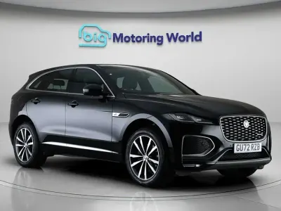 Używany Jaguar F-Pace R-Dynamic 204 KM (150 kW) 2022 Czarny SUV
