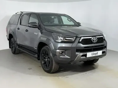 Nowe Toyota HiLux 200 KM (147 kW) 2026 Szary Pickup