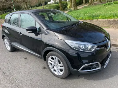 Used Renault Captur Dynamique 90 HP (66 kW) 2014 Black SUV