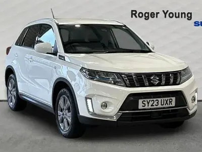 Used Suzuki Vitara SZ-T 116 HP (85 kW) 2023 White SUV