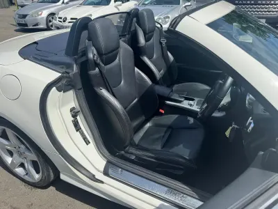 Used Mercedes SLK250 AMG 204 HP (150 kW) 2012 White Cabriolet
