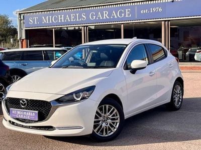 Used Mazda 2 Inclusive 90 HP (66 kW) 2020 White Hatchback