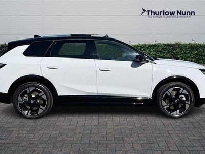Second-hand Vauxhall Grandland Ultimate 156 kW (213 CP) 2025 Alb SUV