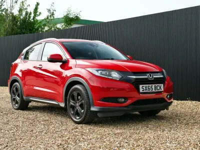 Used Honda HR-V EX 120 HP (88 kW) 2016 Red SUV