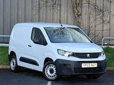 Used Peugeot Partner Premium 131 HP (96 kW) 2023 White MPV