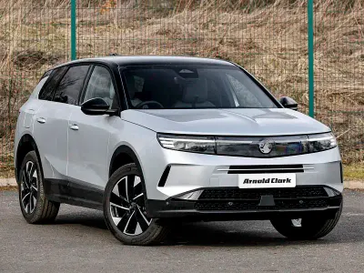 New Vauxhall Grandland X Ultimate 145 HP (106 kW) 2026 Two coat metallic  crystal silver SUV