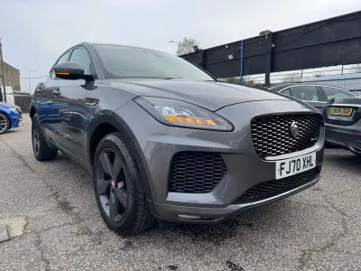 Używany Jaguar E-Pace Chequered Flag 180 KM (132 kW) 2020 Szary SUV