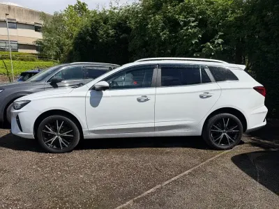 Usado MG MG5 EV Trophy 61 kW (83 HP) 2024 Carrinha