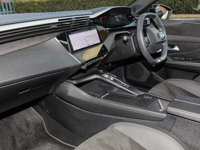 Peugeot e-308