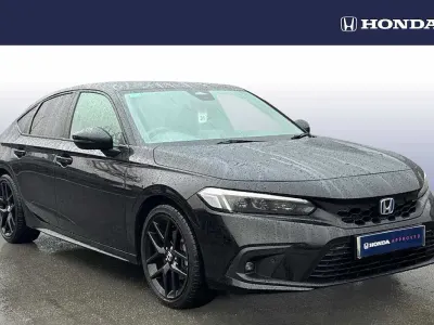 Begagnad Honda Civic Hybrid 143 HK (105 kW) 2025 Svart Halvkombi