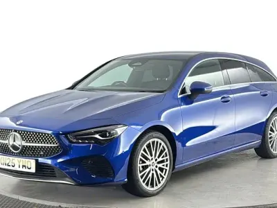 Used Mercedes CLA180 Shooting Brake Executive 136 HP (100 kW) 2025 Blue Estate