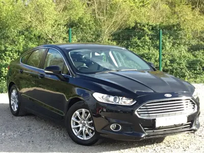 Used Ford Mondeo Zetec 115 HP (84 kW) 2015 Black Hatchback