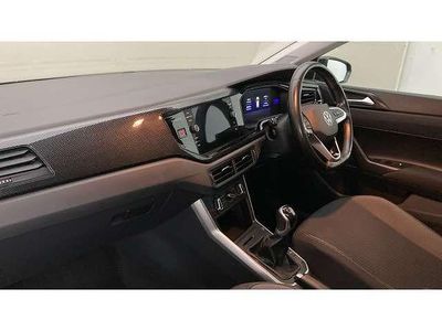 Used VW Polo Life 80 HP (58 kW) 2022 Black Hatchback