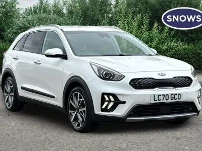 Used Kia Niro 141 HP (103 kW) 2020 White pearl SUV