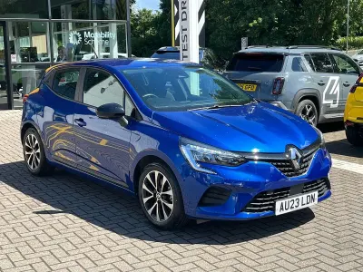 Used Renault Clio Evolution 145 HP (106 kW) 2023 Iron blue  Hatchback