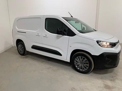 Used Citroën Berlingo 100 HP (73 kW) 2024 White MPV