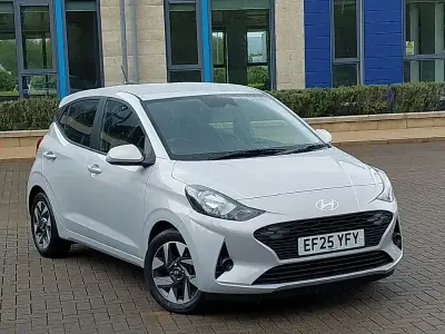 Używany Hyundai i10 Advanced 63 KM (46 kW) 2025 Szary Hatchback