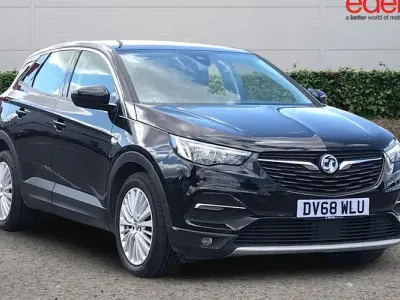 Used Vauxhall Grandland X 131 HP (96 kW) 2019 Black SUV