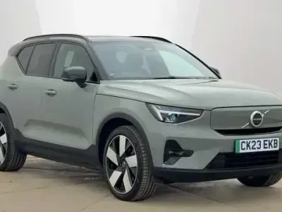 Używany Volvo XC40 Ultimate 300 kW (408 KM) 2023 Zielony SUV