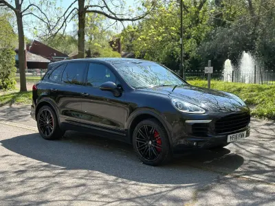 Used Porsche Cayenne 262 HP (192 kW) 2016 Black SUV