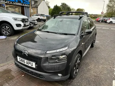 Używany Citroën C4 Cactus Flair 100 KM (73 kW) 2016 Czarny Hatchback