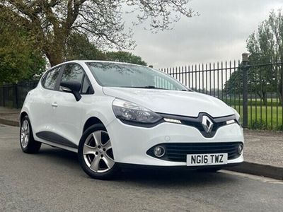 used Renault Clio IV 1.1 PLAY 16V 5d 73 BHP