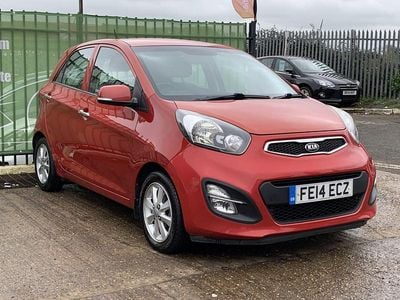 Used Kia Picanto 84 HP (61 kW) 2014 Red Hatchback