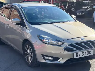 Used Ford Focus Titanium 120 HP (88 kW) 2015 Silver Hatchback