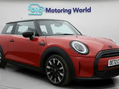 Used Mini Cooper Exclusive 136 HP (100 kW) 2022 Red Hatchback