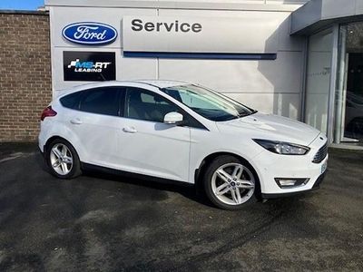 Used Ford Focus Titanium 125 HP (91 kW) 2015 White Hatchback