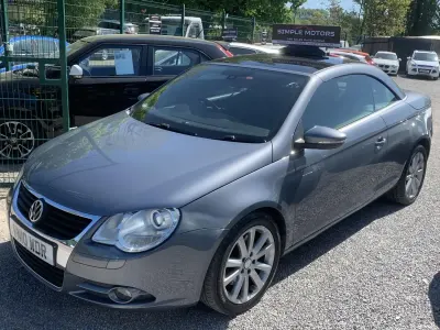 Usado VW Eos SE 140 HP (102 kW) 2010 Cinzento Cabrios