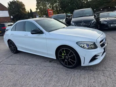 Used Mercedes C220 AMG Line Premium 194 HP (142 kW) 2019 White Sedan