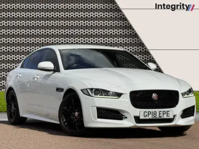 Used Jaguar XE R-Sport 250 HP (183 kW) 2018 White Sedan