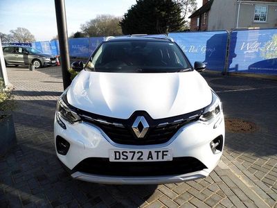 Second-hand Renault Captur Techno 2022 Alb SUV