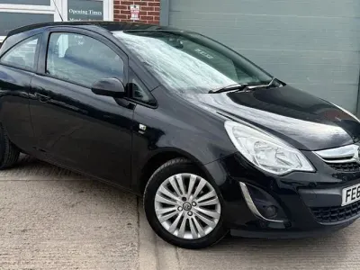 Used Vauxhall Corsa 86 HP (63 kW) 2013 Black Hatchback