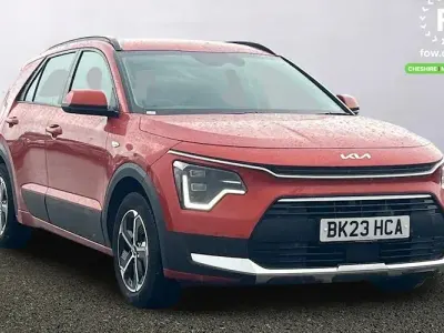 Used Kia Niro 141 HP (103 kW) 2023 Orange SUV
