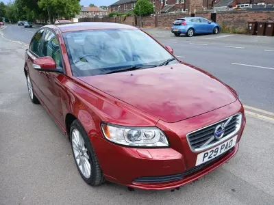 Used Volvo S40 SE Lux 109 HP (80 kW) 2010 Red Sedan