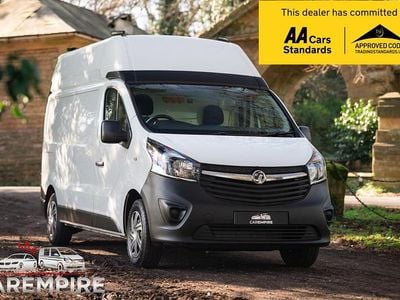 Used Vauxhall Vivaro 2019 White MPV