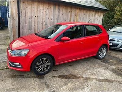 Used VW Polo SE 75 HP (55 kW) 2015 Red Hatchback