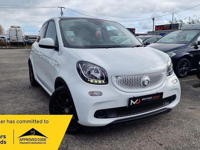 Used Smart ForFour 2016 White Hatchback
