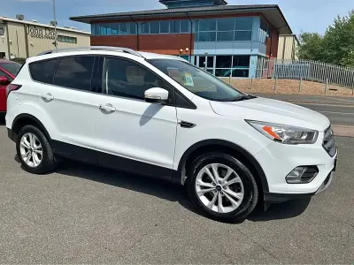 Used Ford Kuga Titanium 150 HP (110 kW) 2017 White SUV