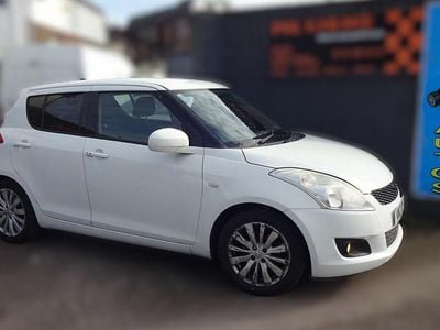 Used Suzuki Swift SZ4 94 HP (69 kW) 2012 White Hatchback