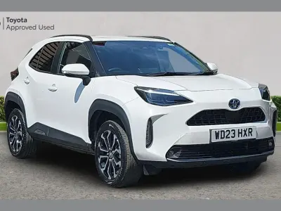 Used Toyota Yaris Cross Design 113 HP (83 kW) 2023 White SUV