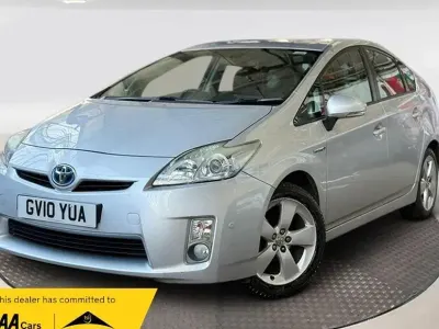 Usado Toyota Prius 136 HP (100 kW) 2010 Prateado Citadino
